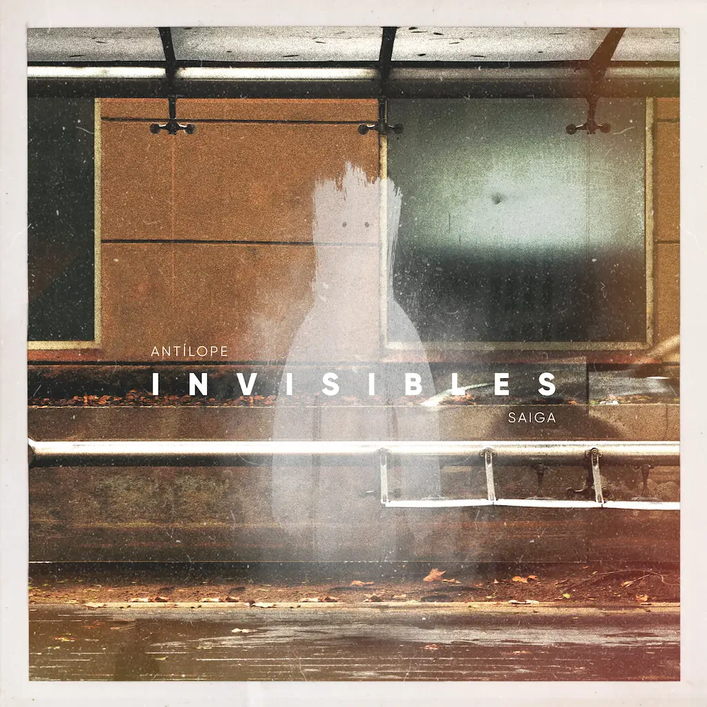 Portada de Invisibles, de Antílope Saiga